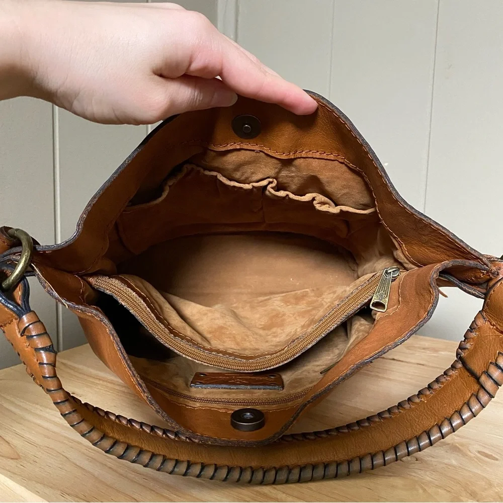 Patricia nash authentic Italian leather purse. - Picture 3 of 7